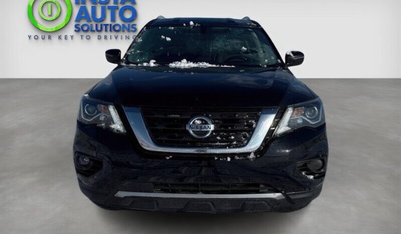 
								2020 Nissan Pathfinder SV Tech full									