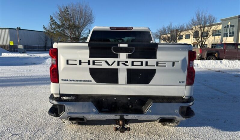 
								2022 Chevrolet Silverado 1500 Limited LT full									