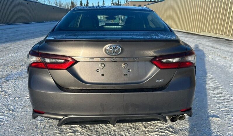 
								2024 Toyota Camry SE full									