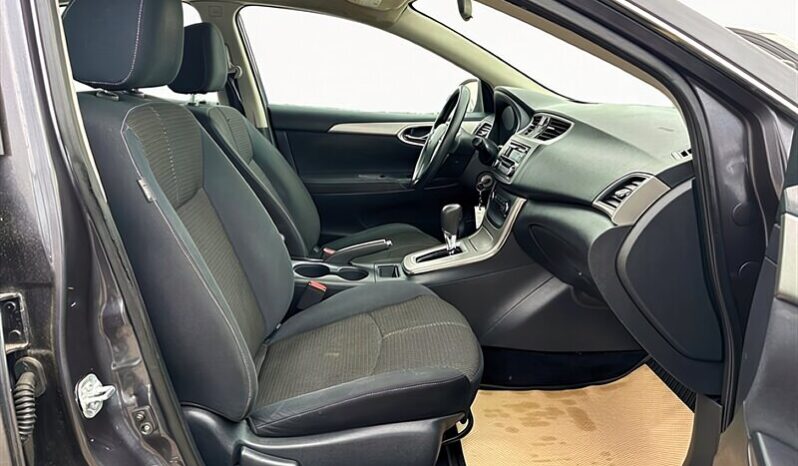 
								2015 Nissan Sentra SV full									