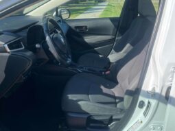 
										2022 Toyota Corolla LE full									