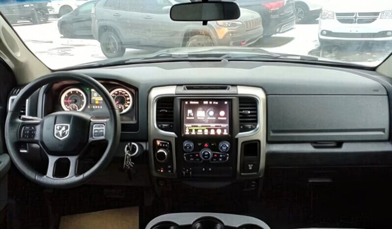 
								2017 RAM 1500 Express full									