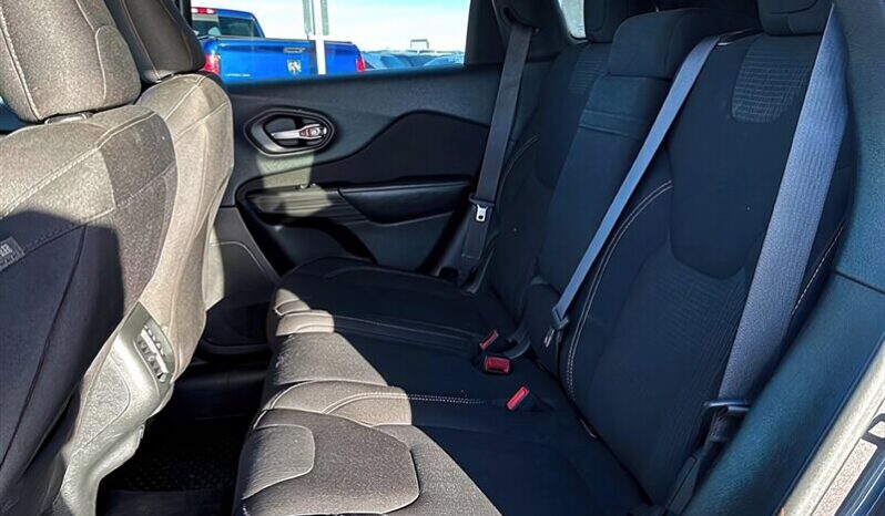 
								2015 Jeep Cherokee North full									