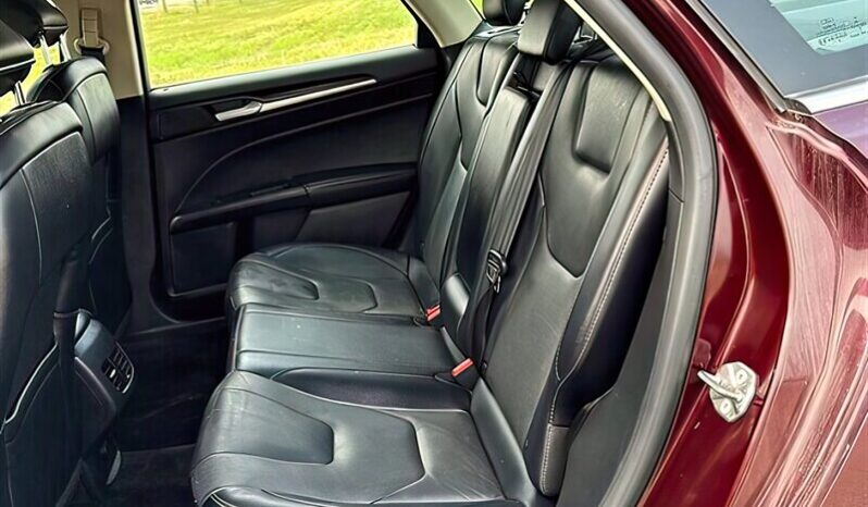 
								2018 Ford Fusion Titanium full									