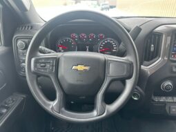 
										2023 Chevrolet Silverado 1500 Custom full									
