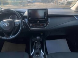 
										2022 Toyota Corolla LE full									