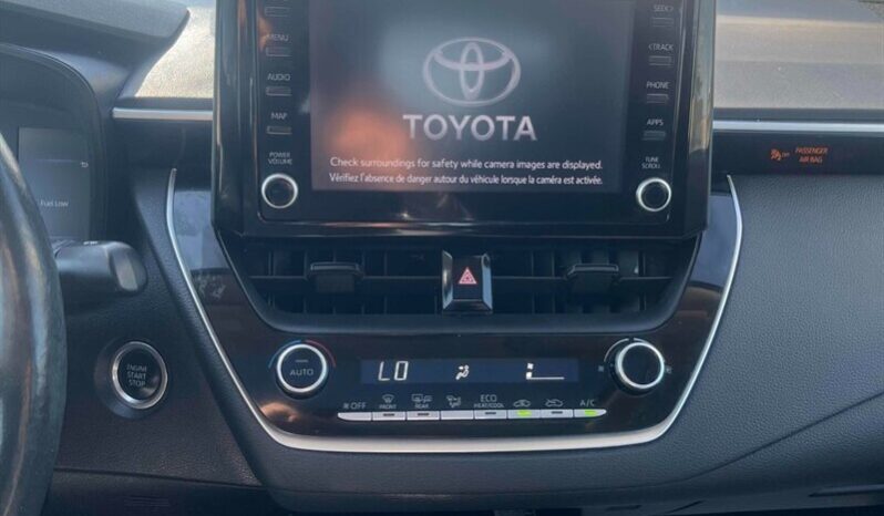 
								2022 Toyota Corolla LE full									