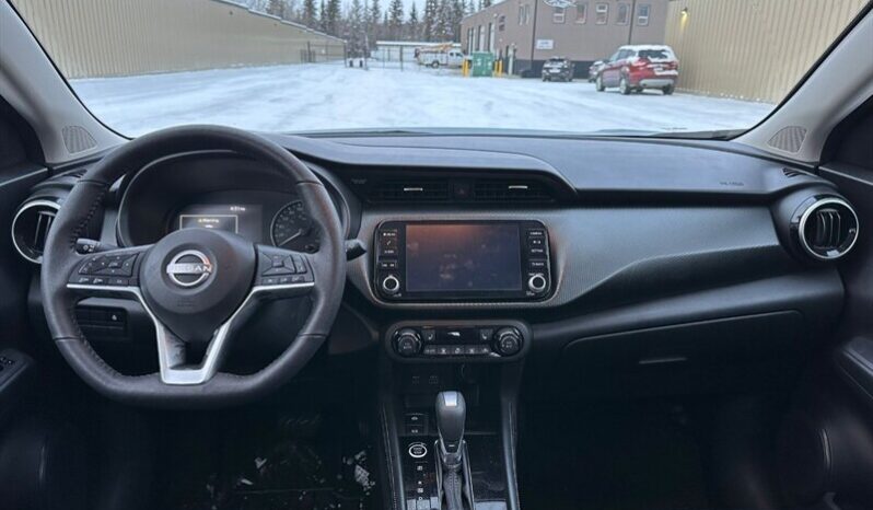 
								2024 Nissan Kicks SV full									