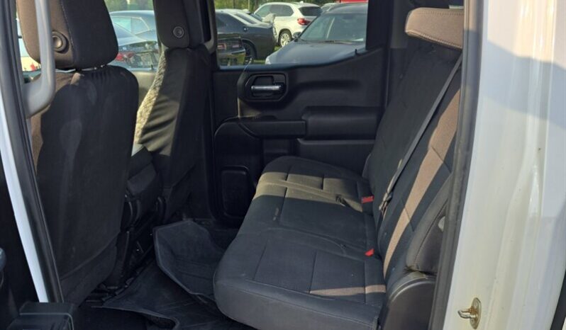 
								2022 Chevrolet Silverado 1500 Work Truck full									