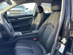 
										2021 Honda Civic LX full									