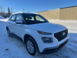 
										2024 Hyundai VENUE Preferred full									