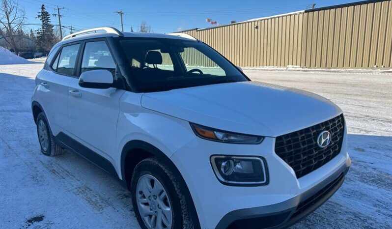 
								2024 Hyundai VENUE Preferred full									