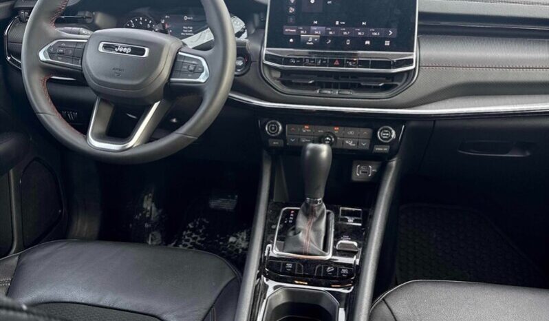 
								2024 Jeep Compass Trailhawk full									