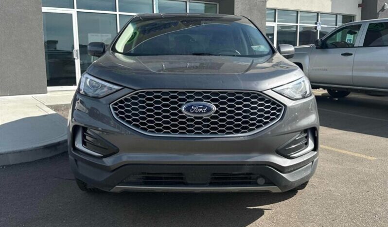 
								2023 Ford Edge SEL full									