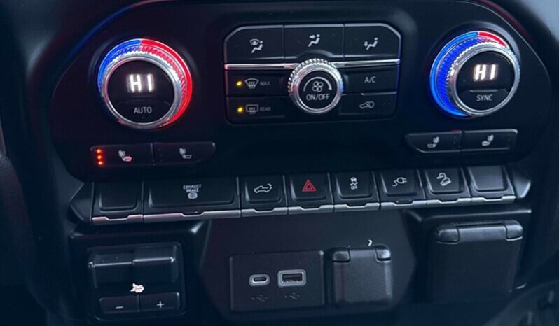 
								2023 GMC Sierra 3500 SLE full									