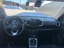 
										2024 Hyundai VENUE Preferred full									