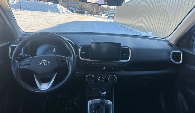 
								2024 Hyundai VENUE Preferred full									