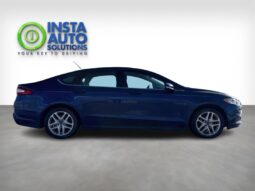 
										2016 Ford Fusion SE full									