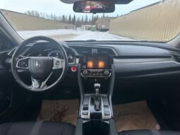 
										2020 Honda Civic EX full									