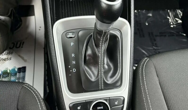 
								2024 Hyundai VENUE Preferred full									