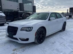 2023 Chrysler 300 Series Touring L