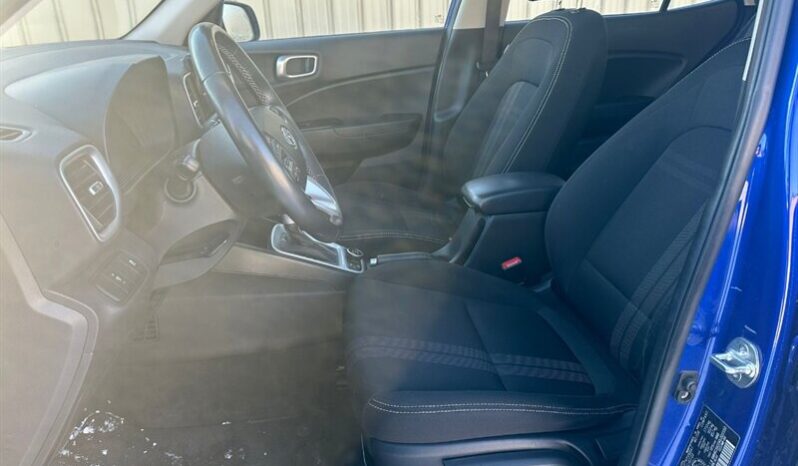 
								2024 Hyundai VENUE Preferred full									