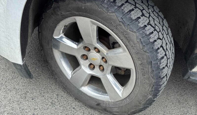 
								2016 Chevrolet Tahoe LS2 Leather full									