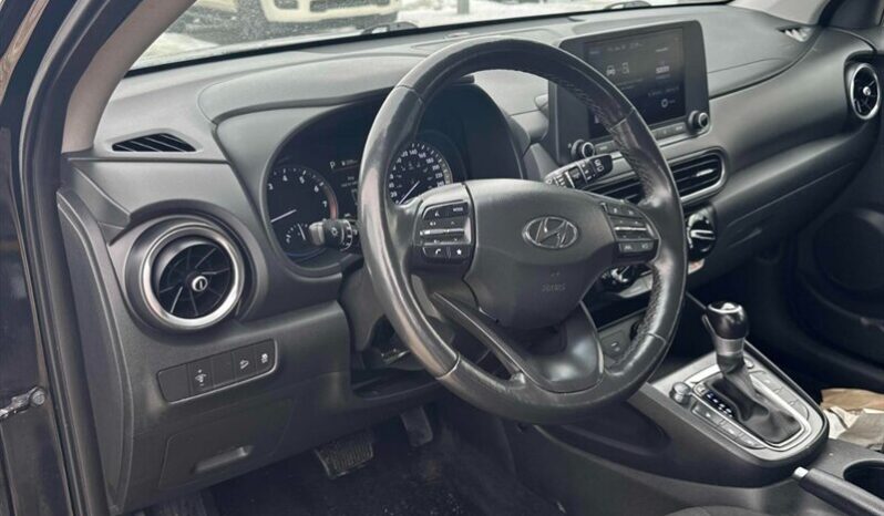 
								2022 Hyundai Kona Preferred full									