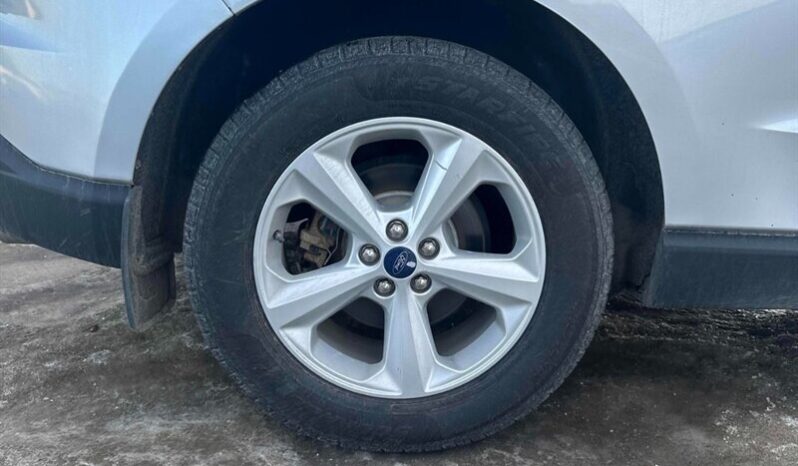 
								2017 Ford Edge SE full									