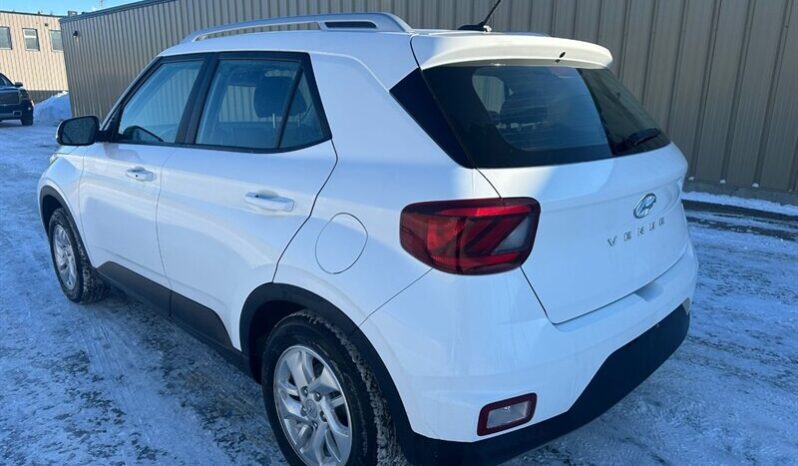 
								2024 Hyundai VENUE Preferred full									