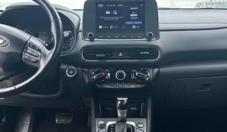 
								2022 Hyundai Kona Preferred full									