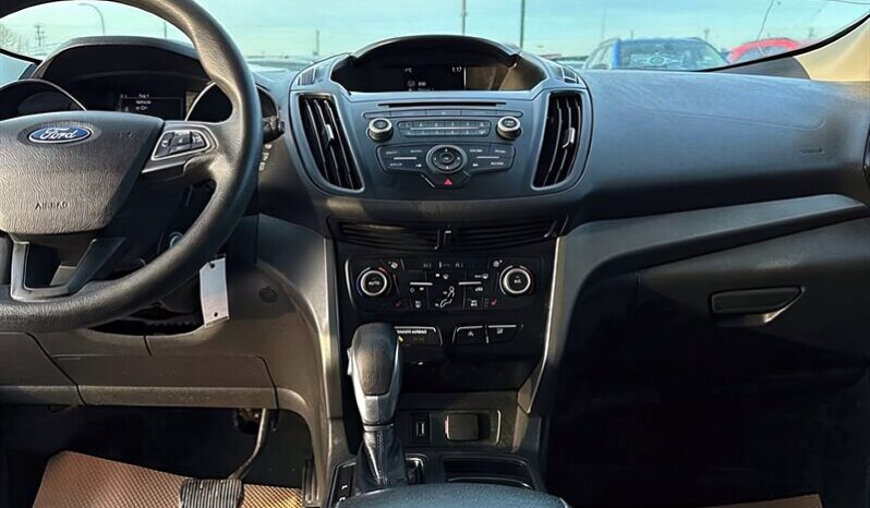 
								2018 Ford Escape SE full									