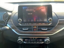 
										2019 Nissan Altima 2.5 Platinum full									