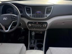 
										2017 Hyundai Tucson SE full									
