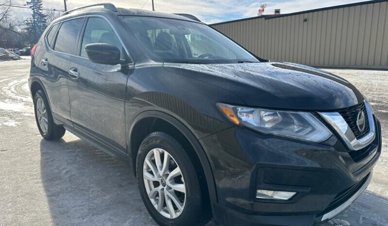 
								2020 Nissan Rogue SV full									