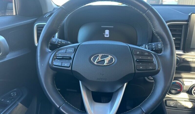 
								2024 Hyundai VENUE Preferred full									