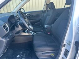 
										2024 Hyundai VENUE Preferred full									