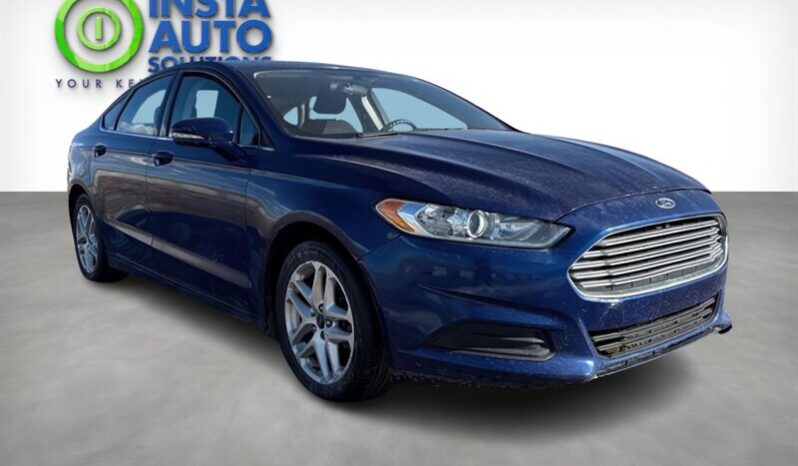 
								2016 Ford Fusion SE full									