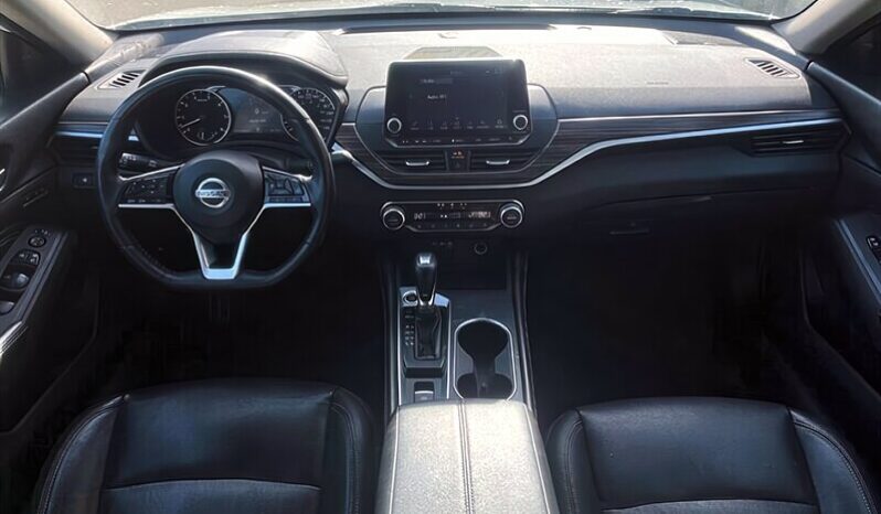 
								2019 Nissan Altima 2.5 Platinum full									