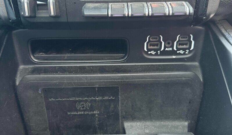 
								2020 RAM 2500 Laramie full									