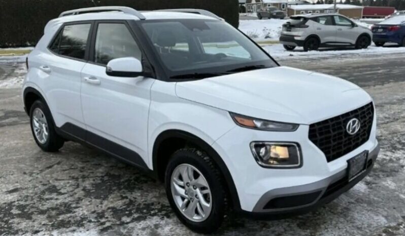 
								2024 Hyundai VENUE Preferred full									