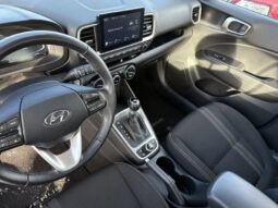 
										2024 Hyundai VENUE Preferred full									