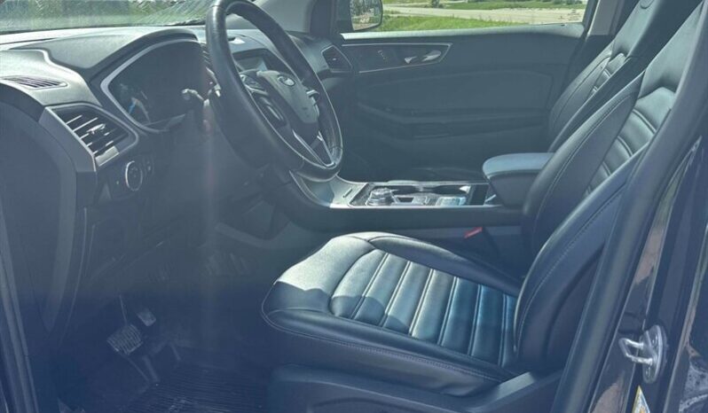 
								2019 Ford Edge SEL full									