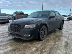 2023 Chrysler 300 Series Touring L