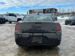 
										2023 Chrysler 300 Series Touring L full									