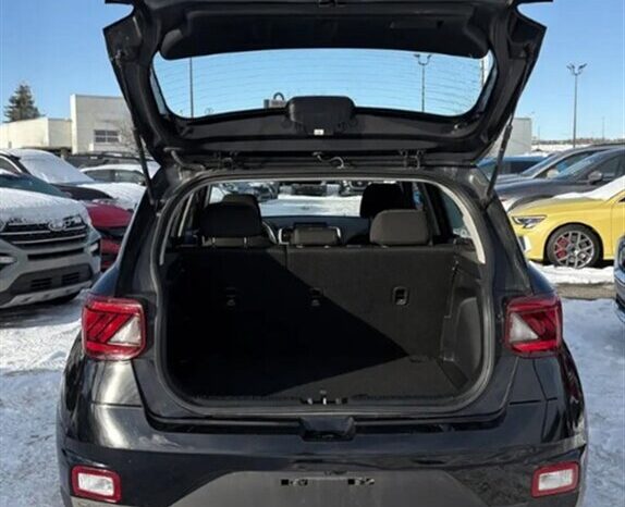 
								2024 Hyundai VENUE Preferred full									