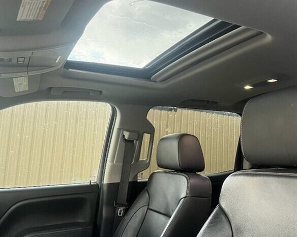 
								2018 GMC Sierra 1500 SLT full									