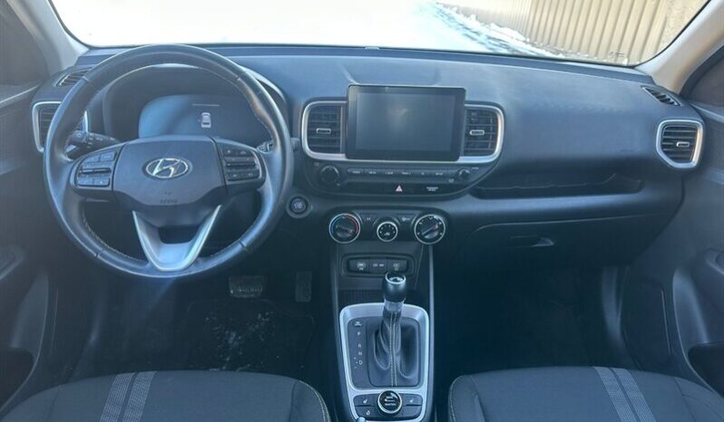 
								2024 Hyundai VENUE Preferred full									