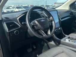 
										2023 Ford Edge SEL full									