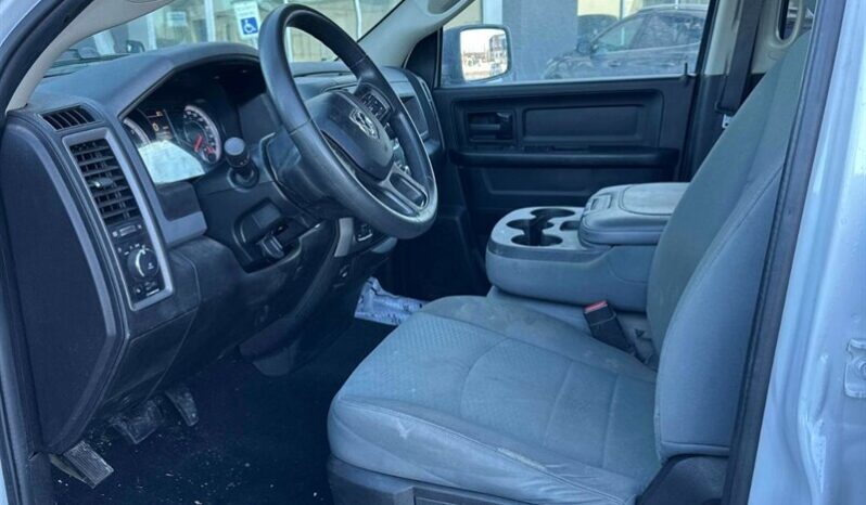 
								2019 RAM 1500 Classic ST full									